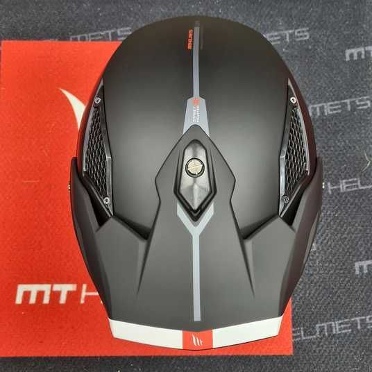 Купити Мотошолом MT Streetfighter SV S Solid A1 Matt Black ECE2206